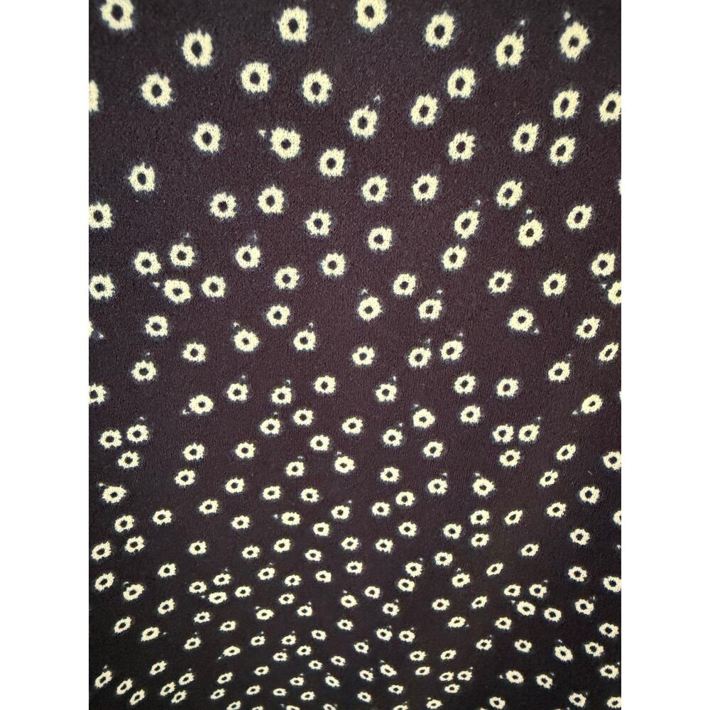 Ann Taylor Factory Navy Floral Print Blouse – Size Medium - Picture 8 of 8